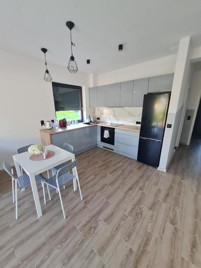 Apartamenty Josef Zbroslawice エクステリア 写真